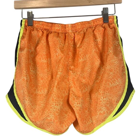 Nike Running Shorts Womens XS Orange Abstract Athletic Athleisure Gym Fitness - Picture 3 of 4